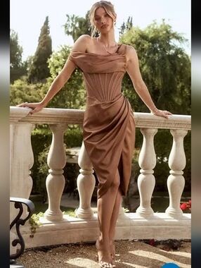 $335 House Of CB Lulus Toffee Asymmetric Drape Didi Corset Dress Size Small